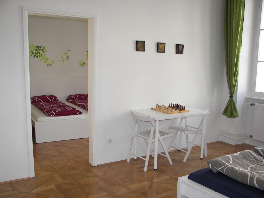Apartment Eve Rooms Ljubljana Szoba fotó